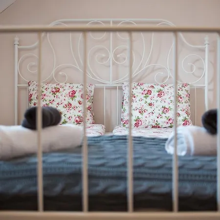 Platanos Kuria Nocleg ze śniadaniem Balástya