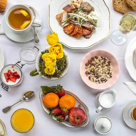 Bed and breakfast Platanos Kuria 3*